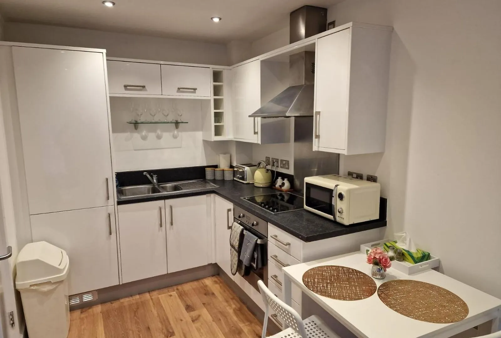 Luxury Modern Apartment Stay شيفيلد